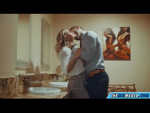 ❤️ როცა მკერდი ქერა აცდუნებს საჯარო საპირფარეშოში პორნო ka.xxxwownet.ru